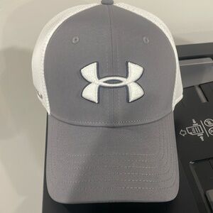 Under Armour Men's Golf Hat - Gray/White - Size L/XL